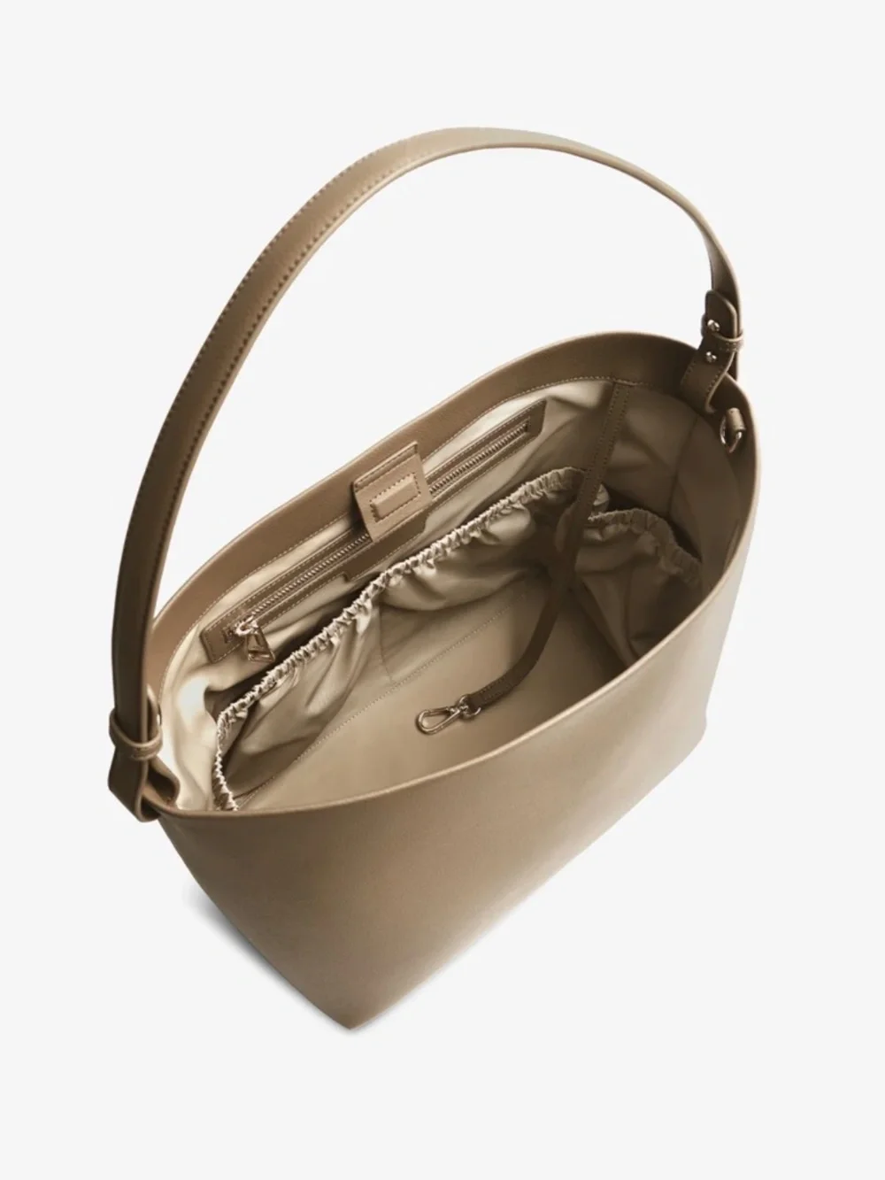 Harlow Midi Mina Baie Diaper Bag in Teddy